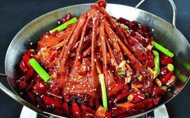 “八款蔬菜减肥食谱 让你一周减7斤”